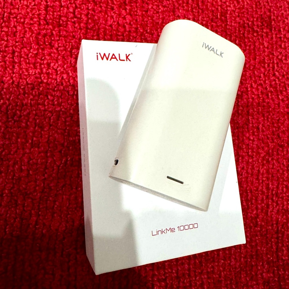 iWalk LinkMe 10000 Ultra Compact Portable Power Bank